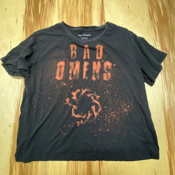 Bad‎ Omens Free Assembley Womens Large T Shirt Black Bleach - Picture 1 of 4